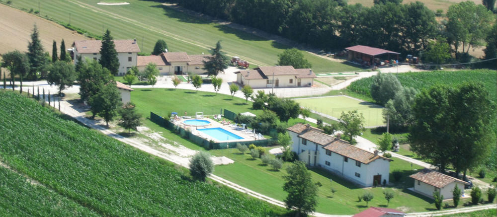 Agriturismo Casella Del Piano 구비오 외부 사진